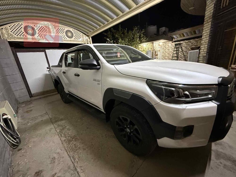 تويوتا هايلوكس